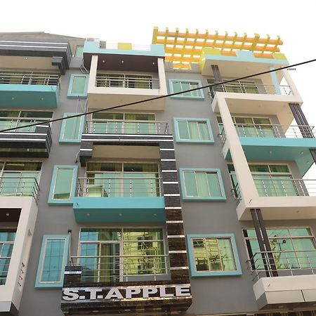 Hotel S.T. Apple 迪卡 外观 照片