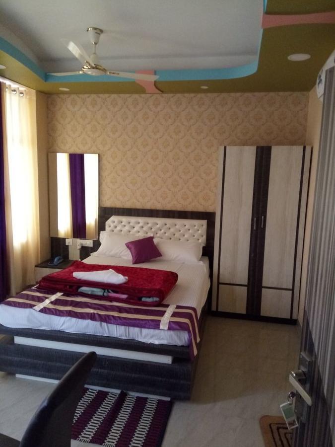 Hotel S.T. Apple 迪卡 外观 照片