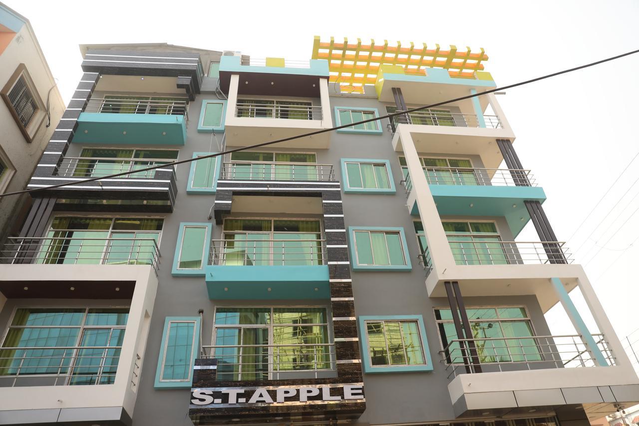 Hotel S.T. Apple 迪卡 外观 照片