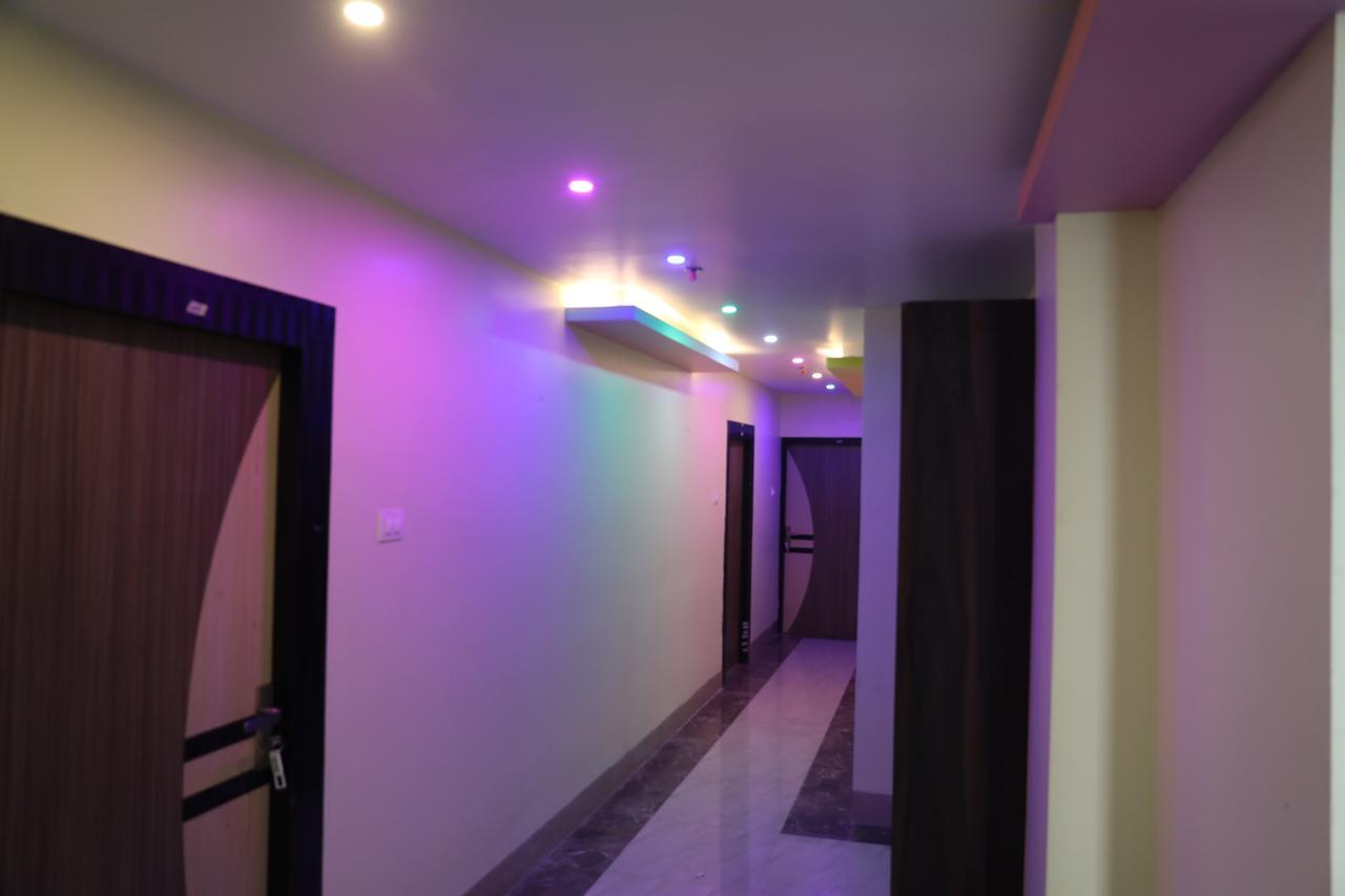 Hotel S.T. Apple 迪卡 外观 照片