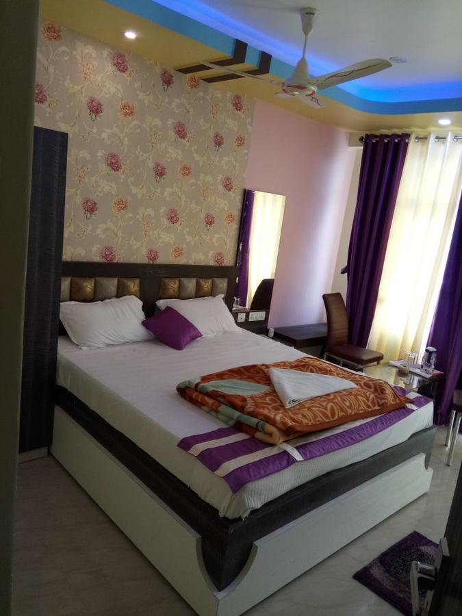 Hotel S.T. Apple 迪卡 外观 照片